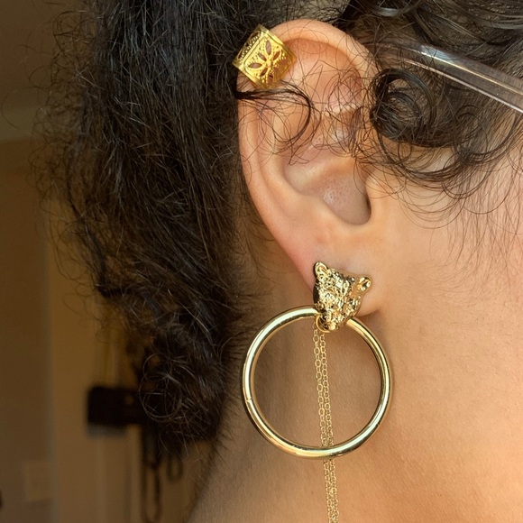 Gold Jaguar Hoop Earrings - Picture 1 of 3